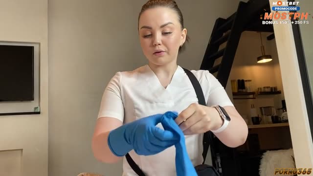 Секс с женой-врачом после снятия клетки целомудрия: горячее видео